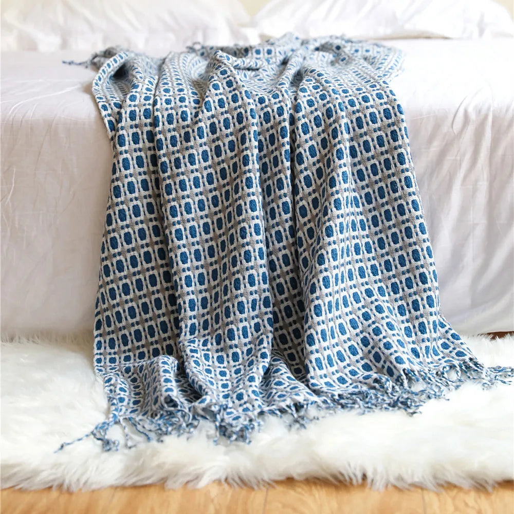 Mukava Throw Blanket
